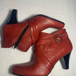 Born Women’s boots